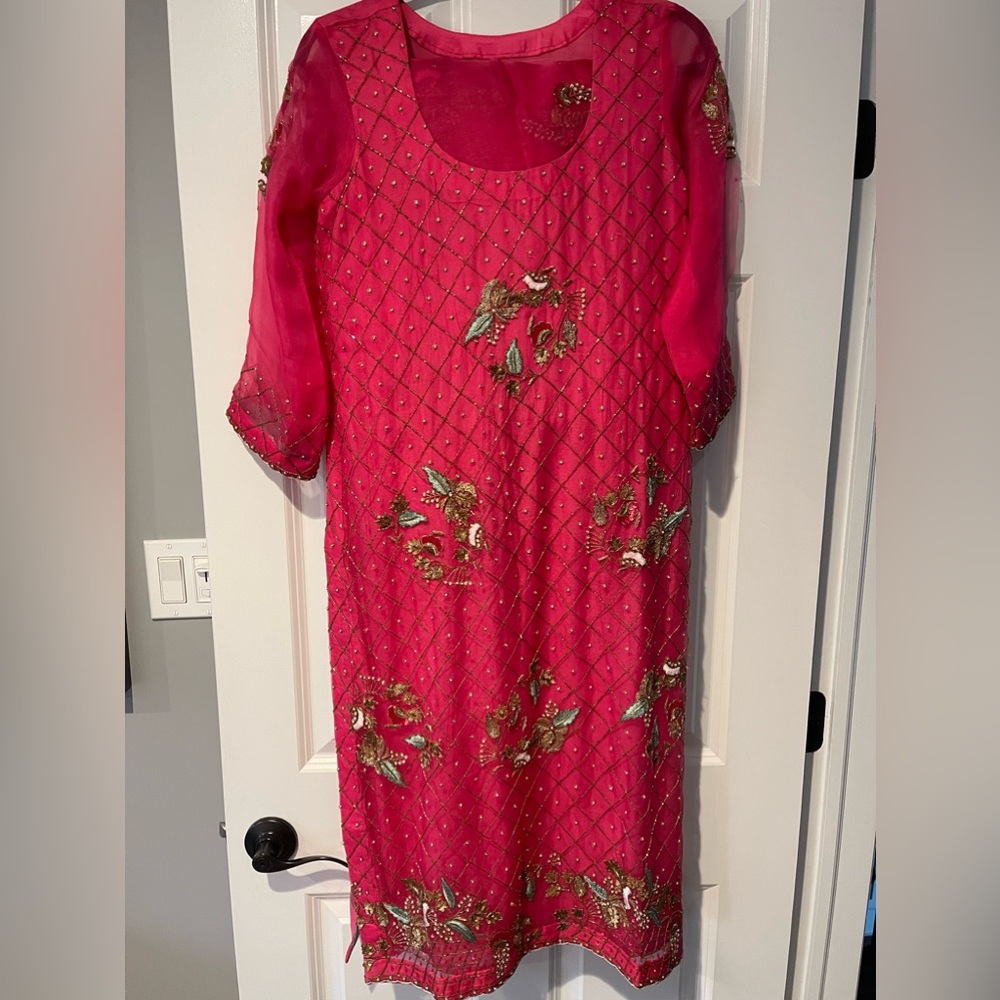 Hot pink Punjabi salwar suit